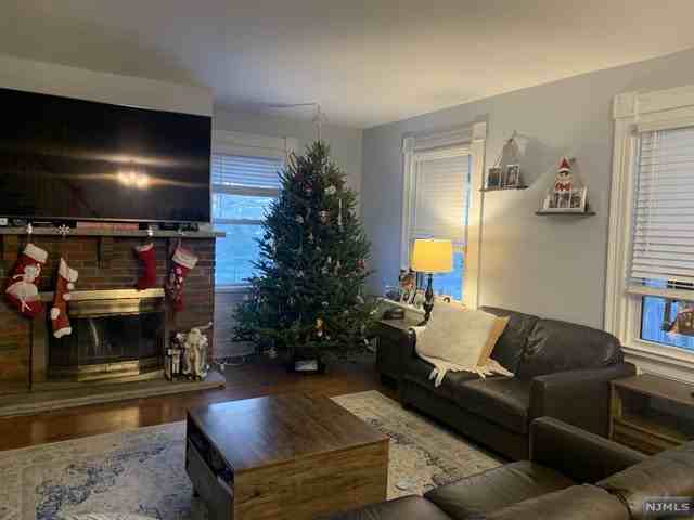 650 Lafayette Road - Photo 2 of 15