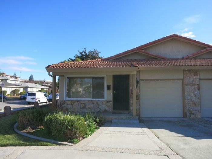 852 Opal Drive - Photo 3 of 18