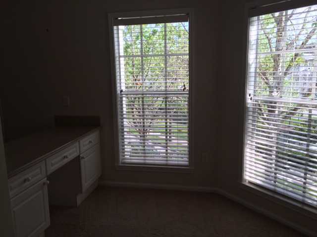 464 Water St - Photo 3 of 16