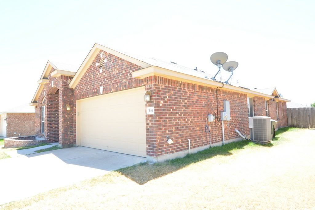 332 Peanut Dr - Photo 3 of 28