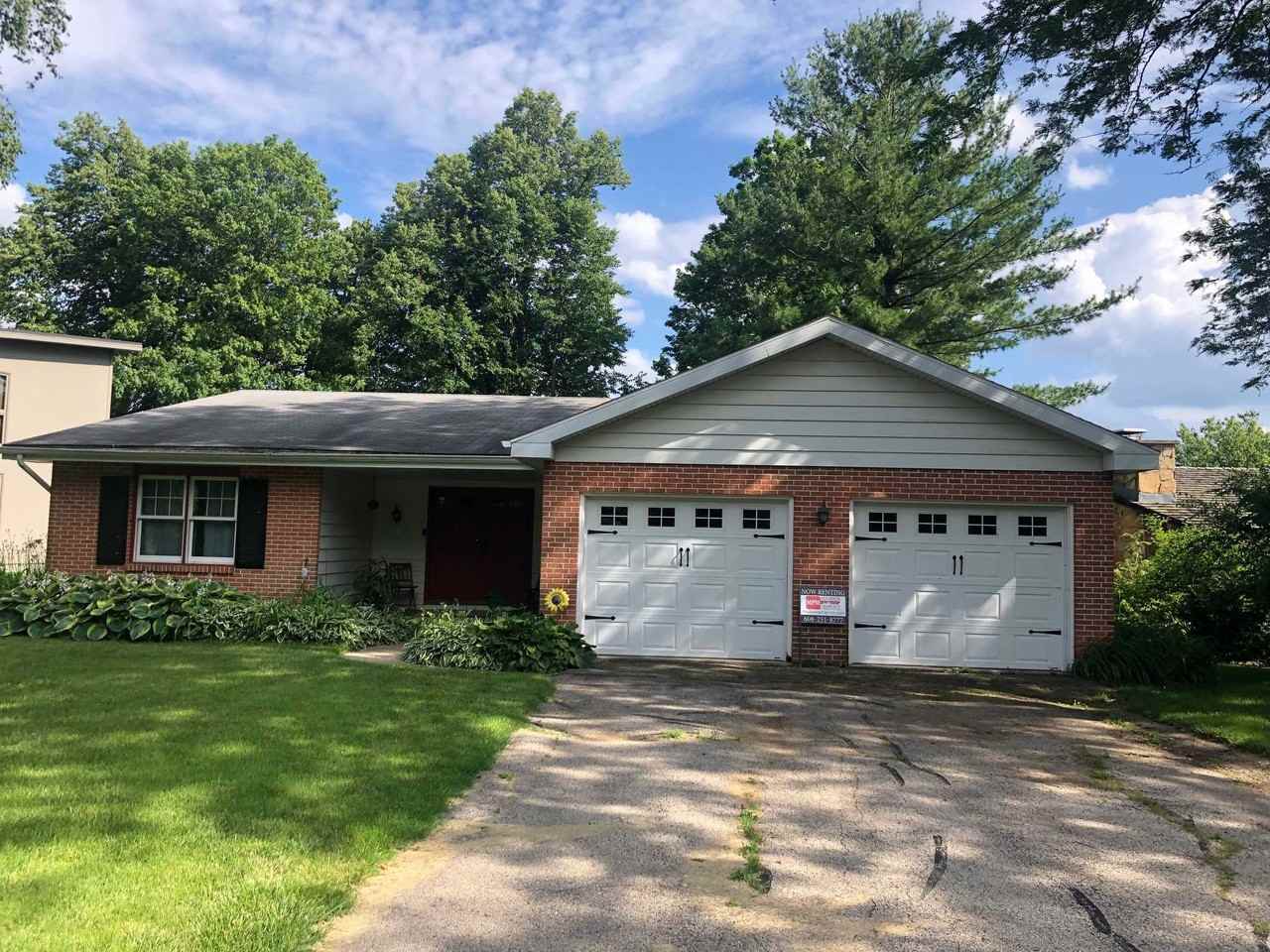 3009 Dianne Dr - Photo 2 of 11