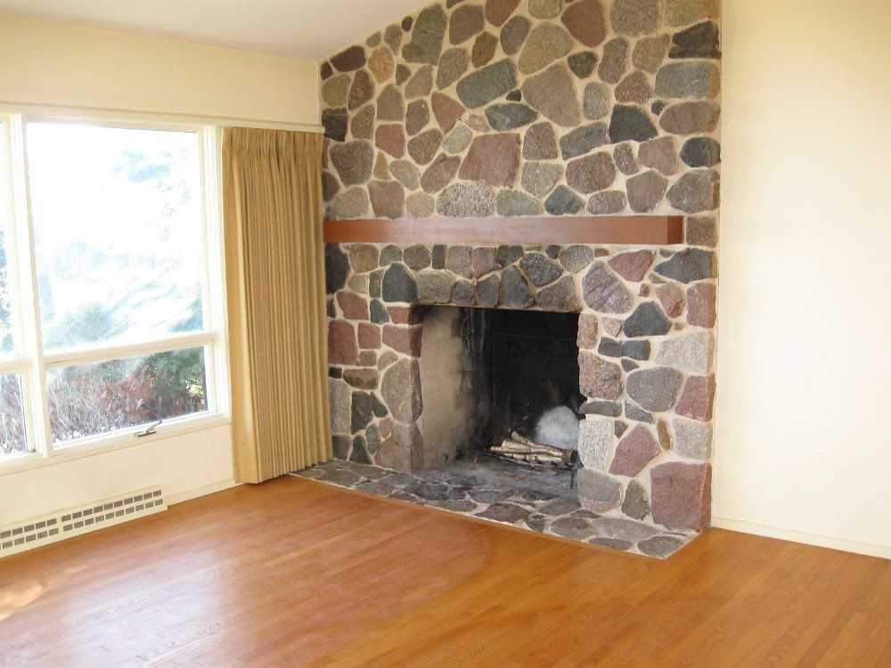 3009 Dianne Dr - Photo 3 of 11