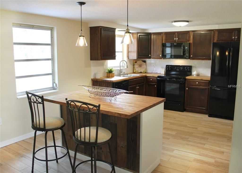 4836 Durney St - Photo 3 of 10