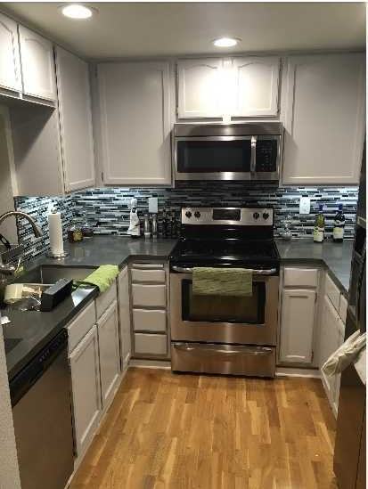 135 Union Ave - Photo 3 of 5