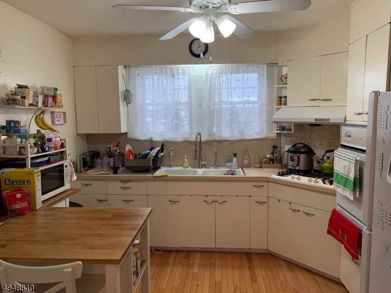 1117 Mountain Ave - Photo 3 of 13