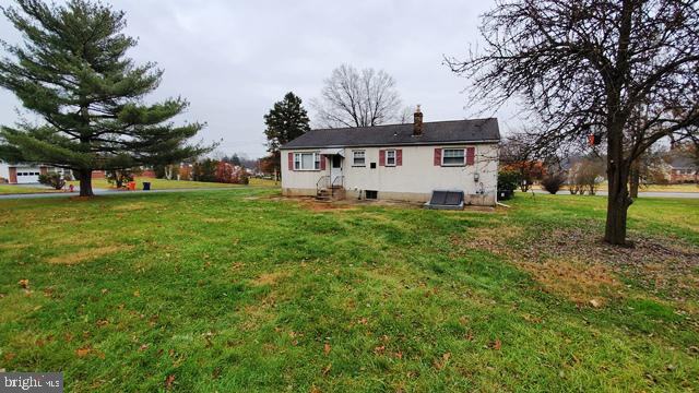 3207 Markle Road - Photo 2 of 14