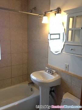 1669 Brunswick Ave S - Photo 3 of 7