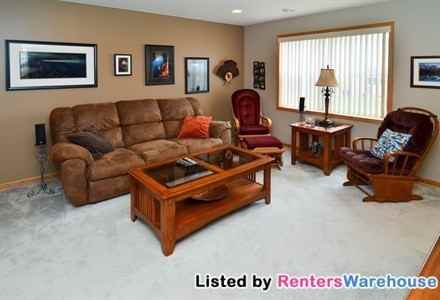 10528 64th Ln NE - Photo 3 of 12