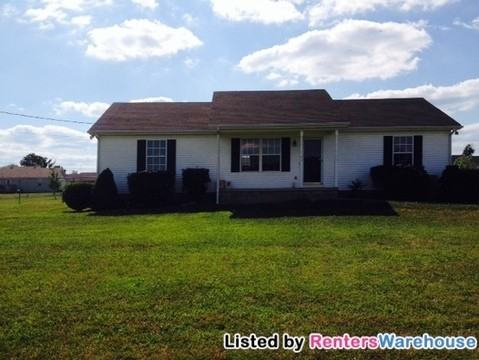 455 Davis Ln - Photo 2 of 14