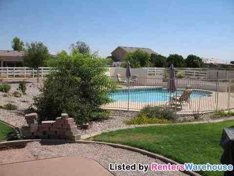 21134 E Excelsior Ave - Photo 2 of 15