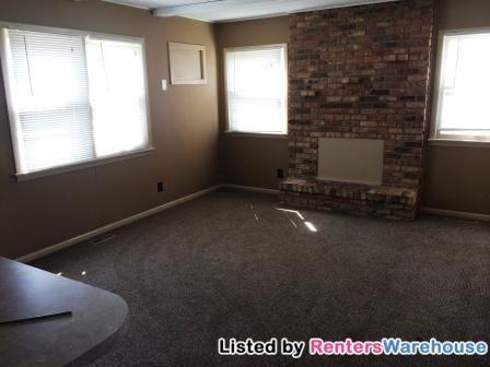 5816 44th Ave S - Photo 3 of 10