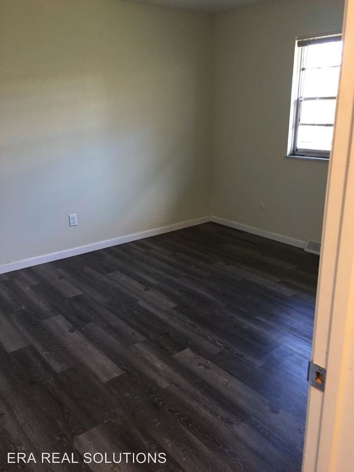 1268 Pegwood Court - Photo 3 of 7