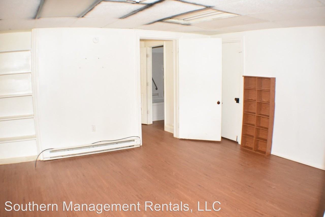 8-10 W Manchester St - Photo 2 of 8