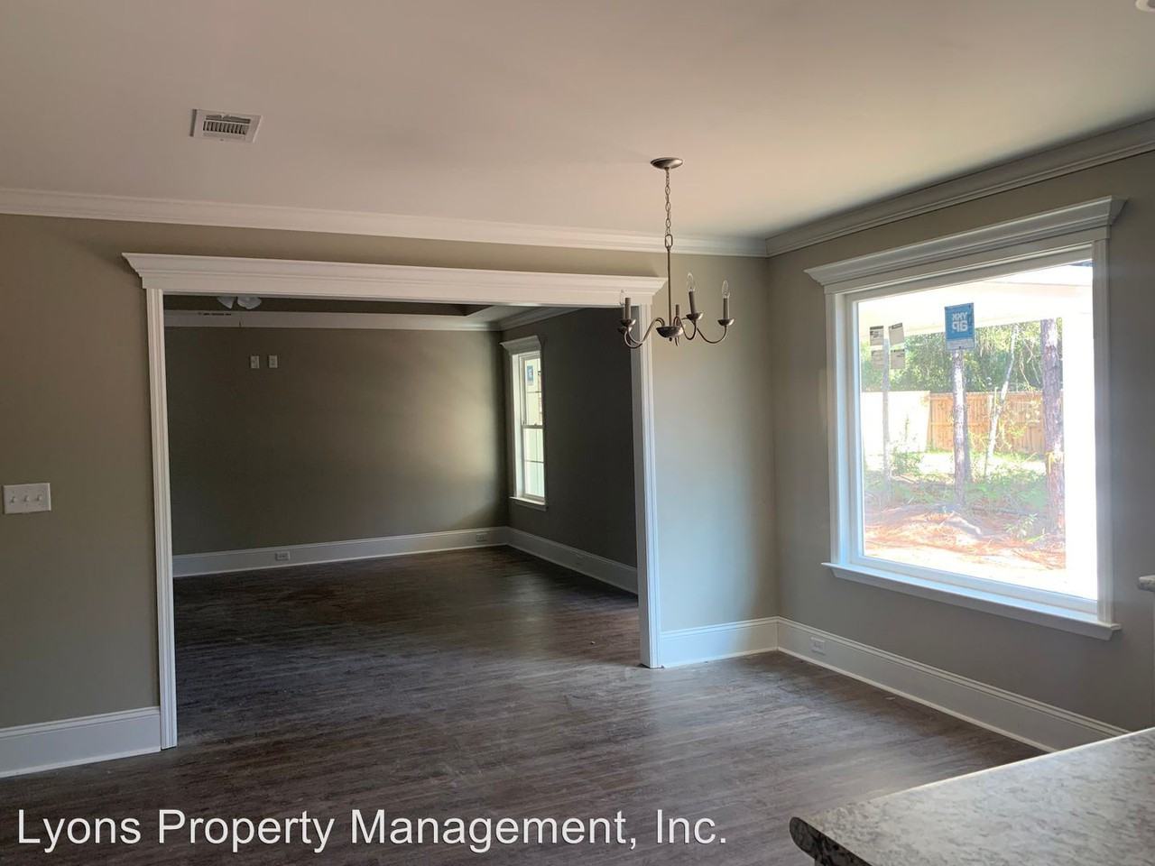 4937 Diamond Dr - Photo 3 of 18