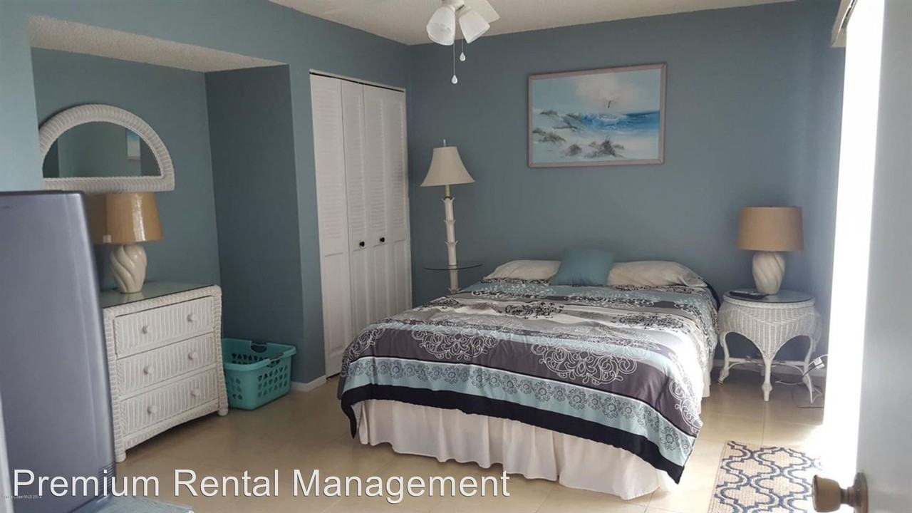 3274 Sand Ct - Photo 3 of 8