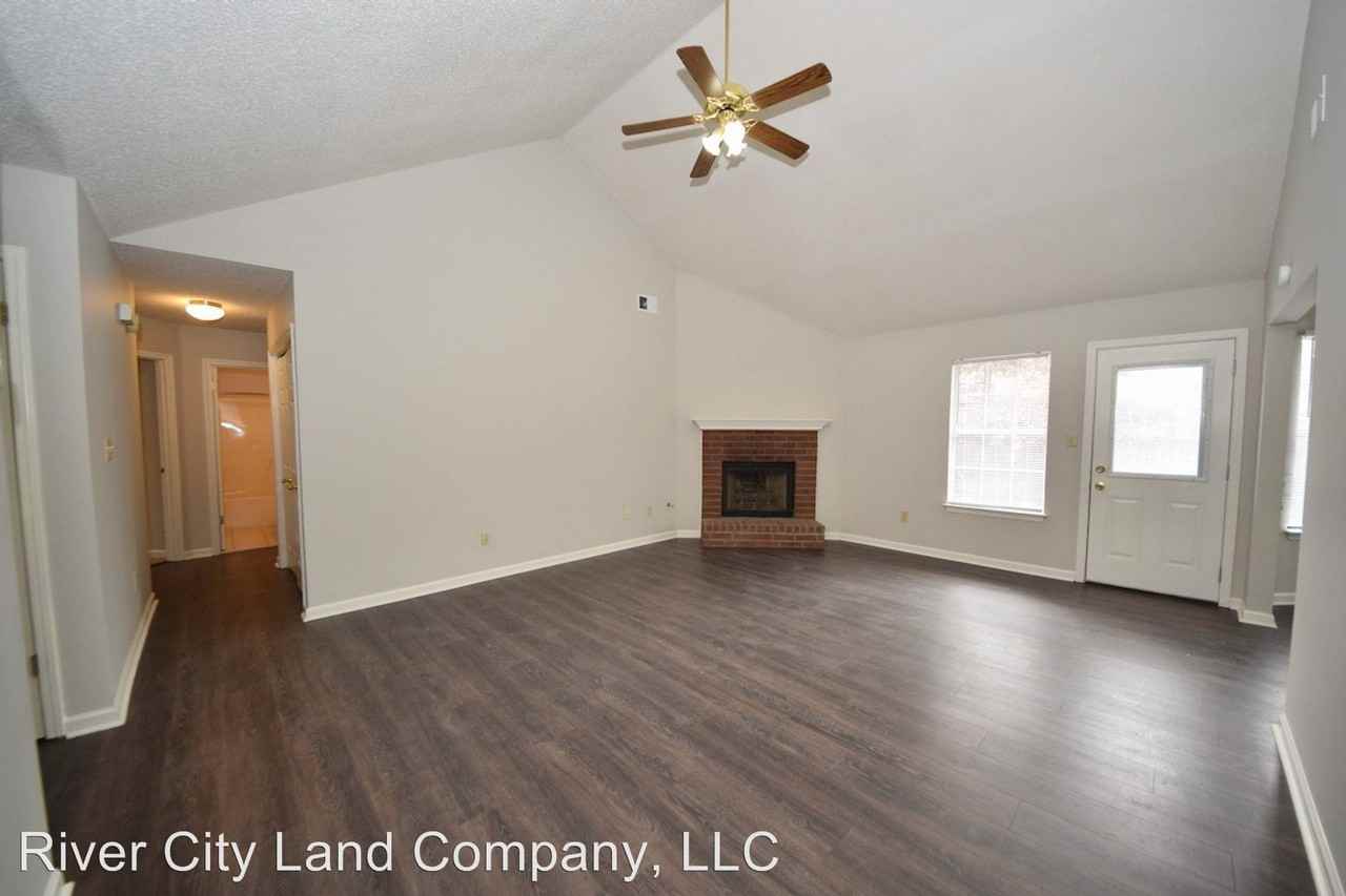 7569 Bridelwreath Dr - Photo 3 of 24