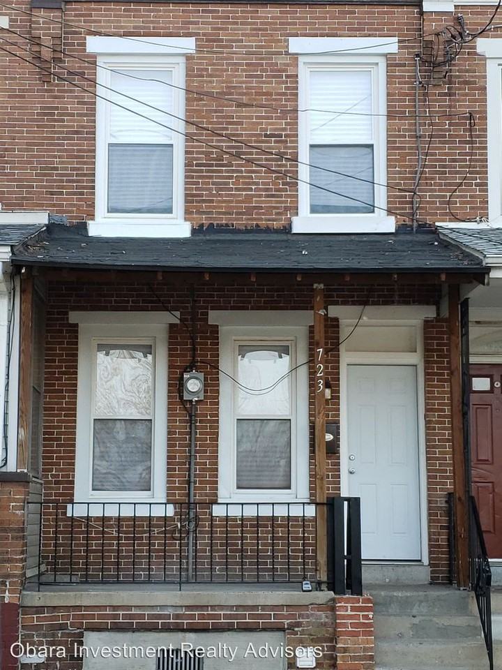 723 N 10th Street - Photo 2 of 10