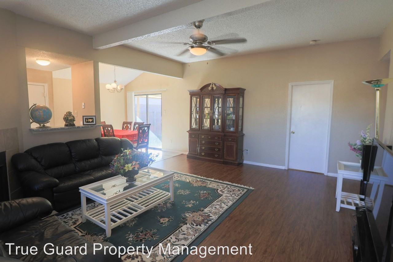 608 Red Coat Ln. - Photo 3 of 18