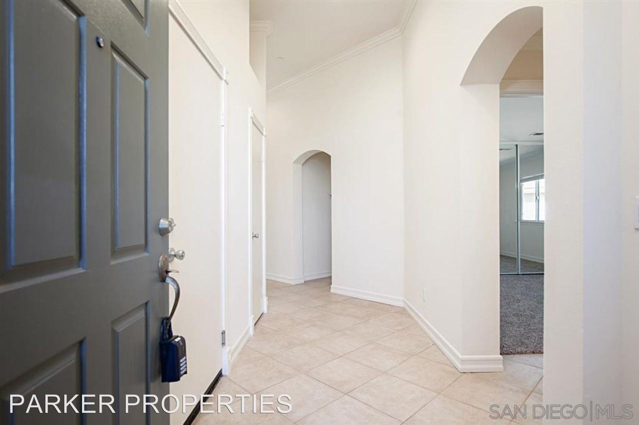 32057 Sand Aster Cir - Photo 3 of 23