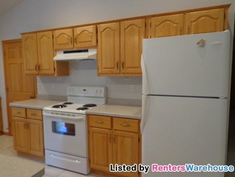 41795 73rd St - Photo 2 of 15