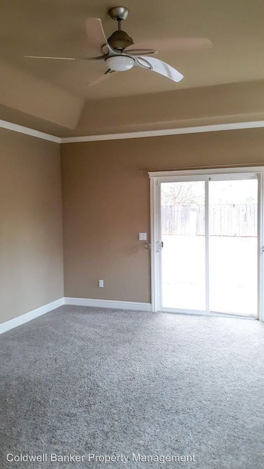 4627 Columbine - Photo 3 of 9