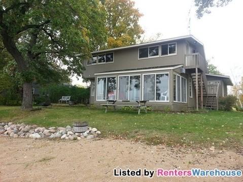 10927 Lawrence Ave NW - Photo 2 of 15