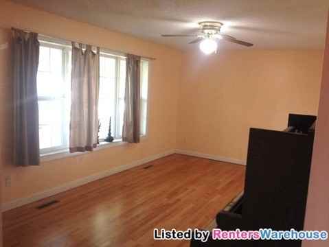 123 12th Ave N - Photo 3 of 15