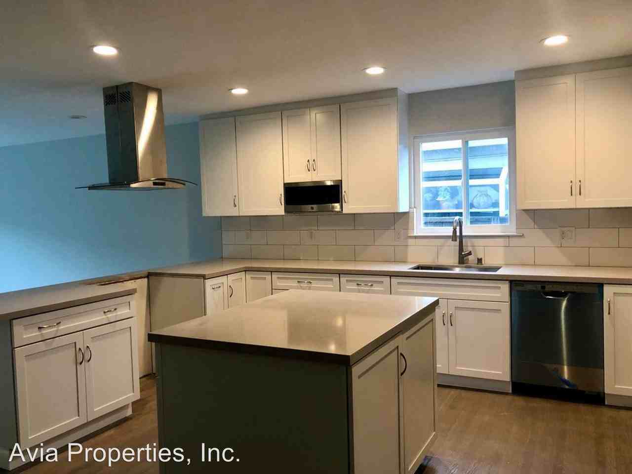 615 Pilgrim Drive - Photo 2 of 18