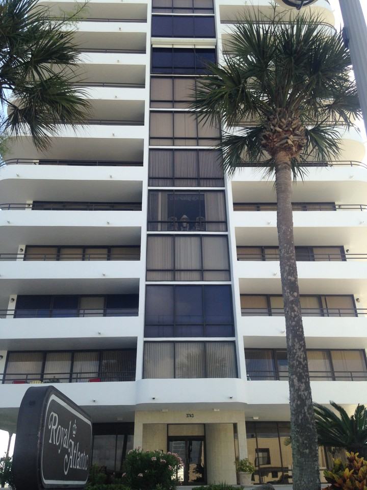 3743 South Atlantic Avenue #10D - Photo 3 of 4