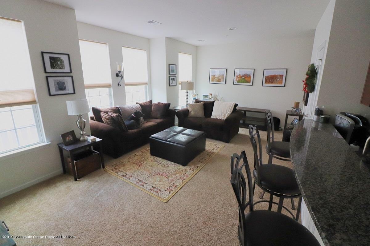 14 Kyle Drive - Photo 2 of 11