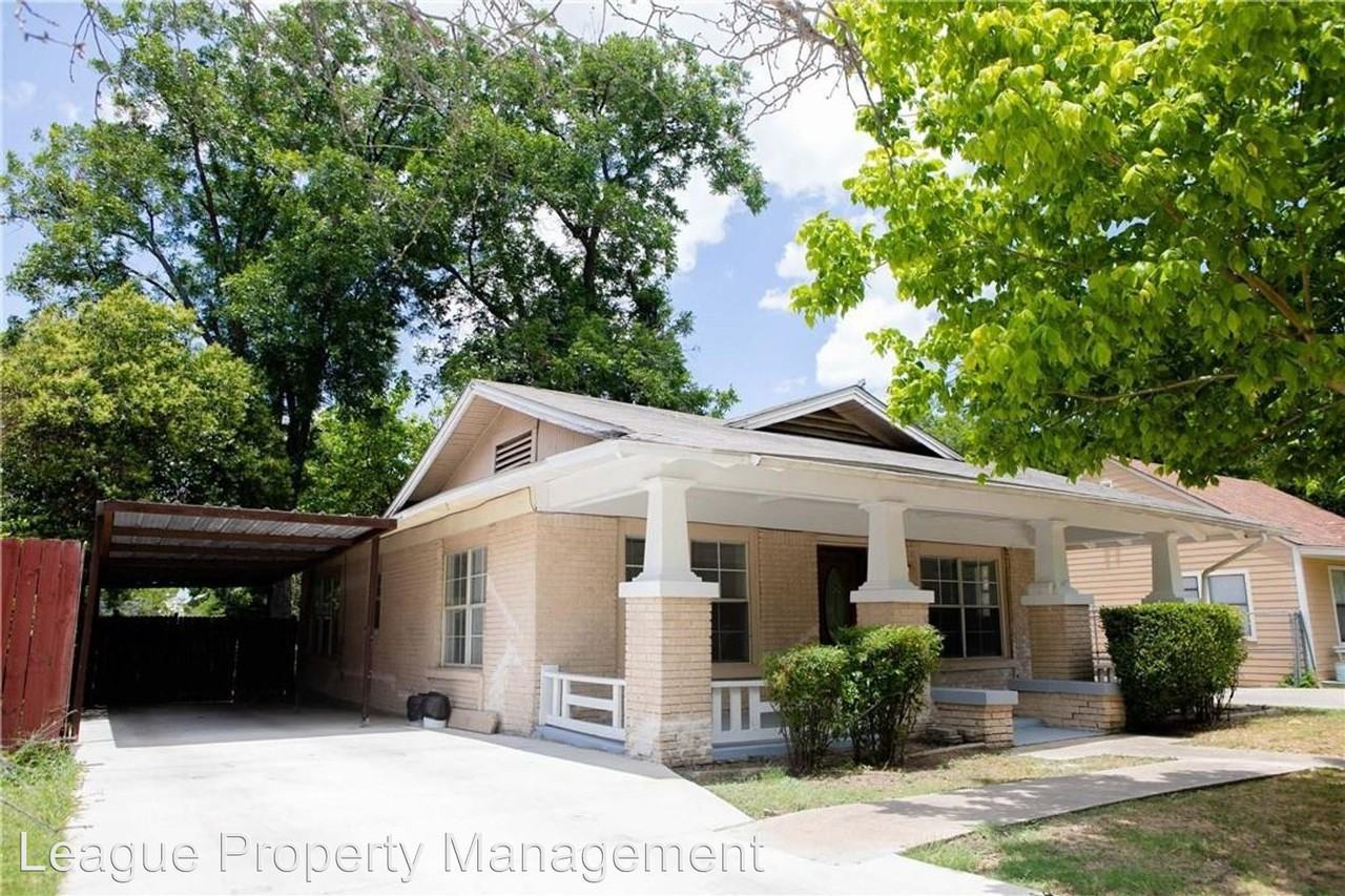3016 James Ave - Photo 2 of 12