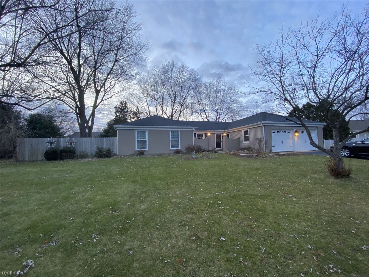 4740 Norfolk Cir - Photo 2 of 17