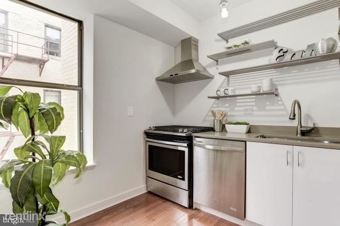 1440 W St Nw #305 - Photo 2 of 8