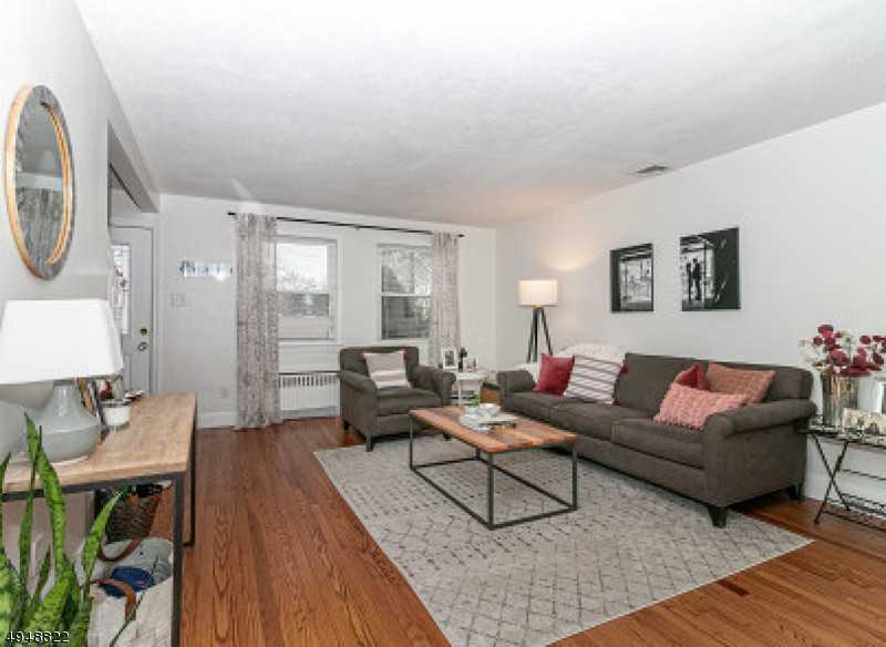 412 Lexington Ave - Photo 3 of 22