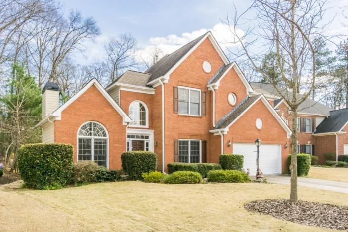 1754 Millside Drive Ne - Photo 2 of 30