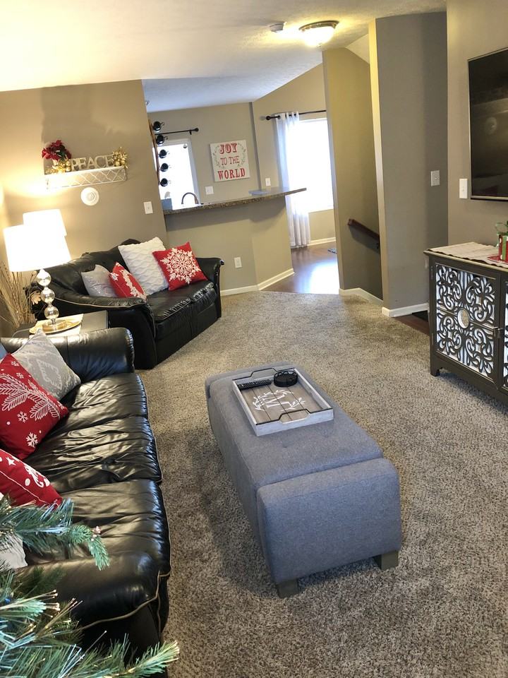 6476 Ash Rock Circle - Photo 2 of 10