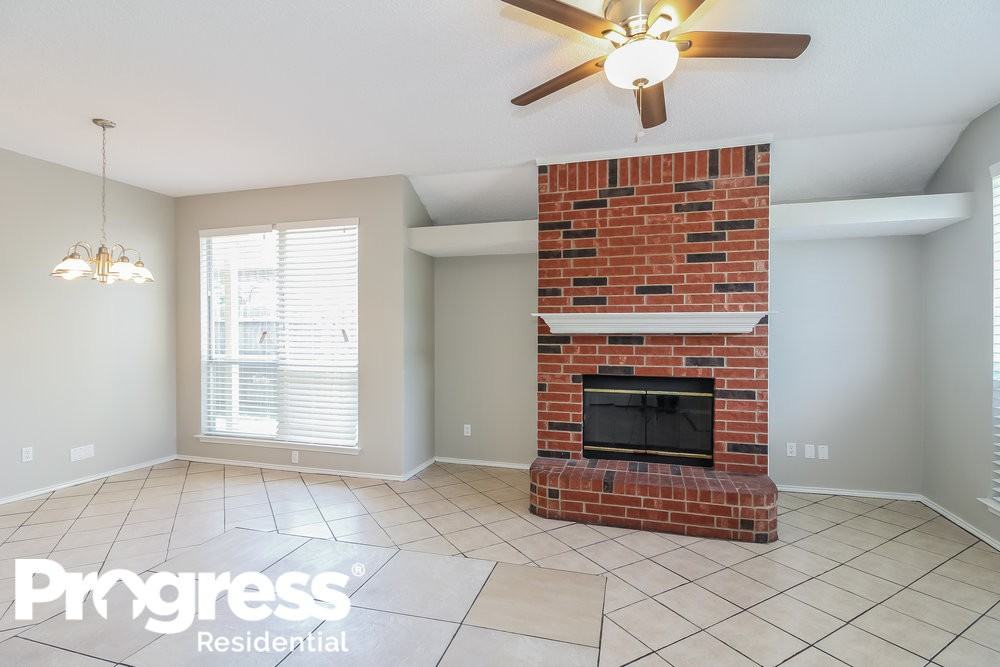 212 Rosewood Ln. - Photo 2 of 16