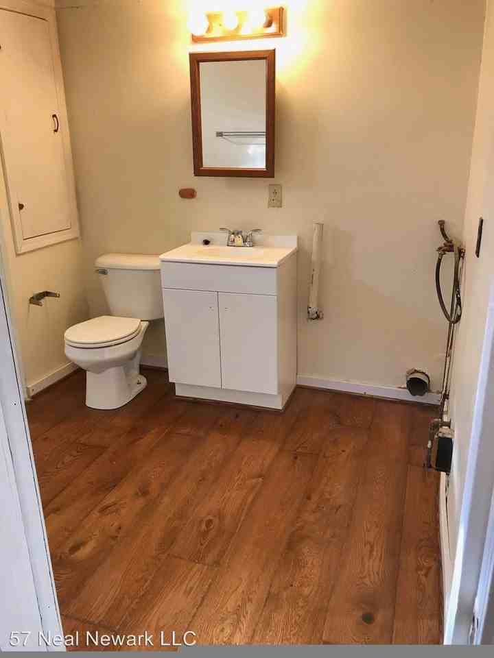 961 Wells Ave - Photo 2 of 9