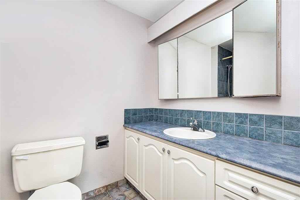 373 Laurier Avenue East - Photo 6 of 11