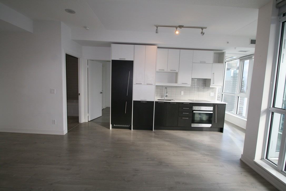 30 Nelson Street #2906 - Photo 2 of 6