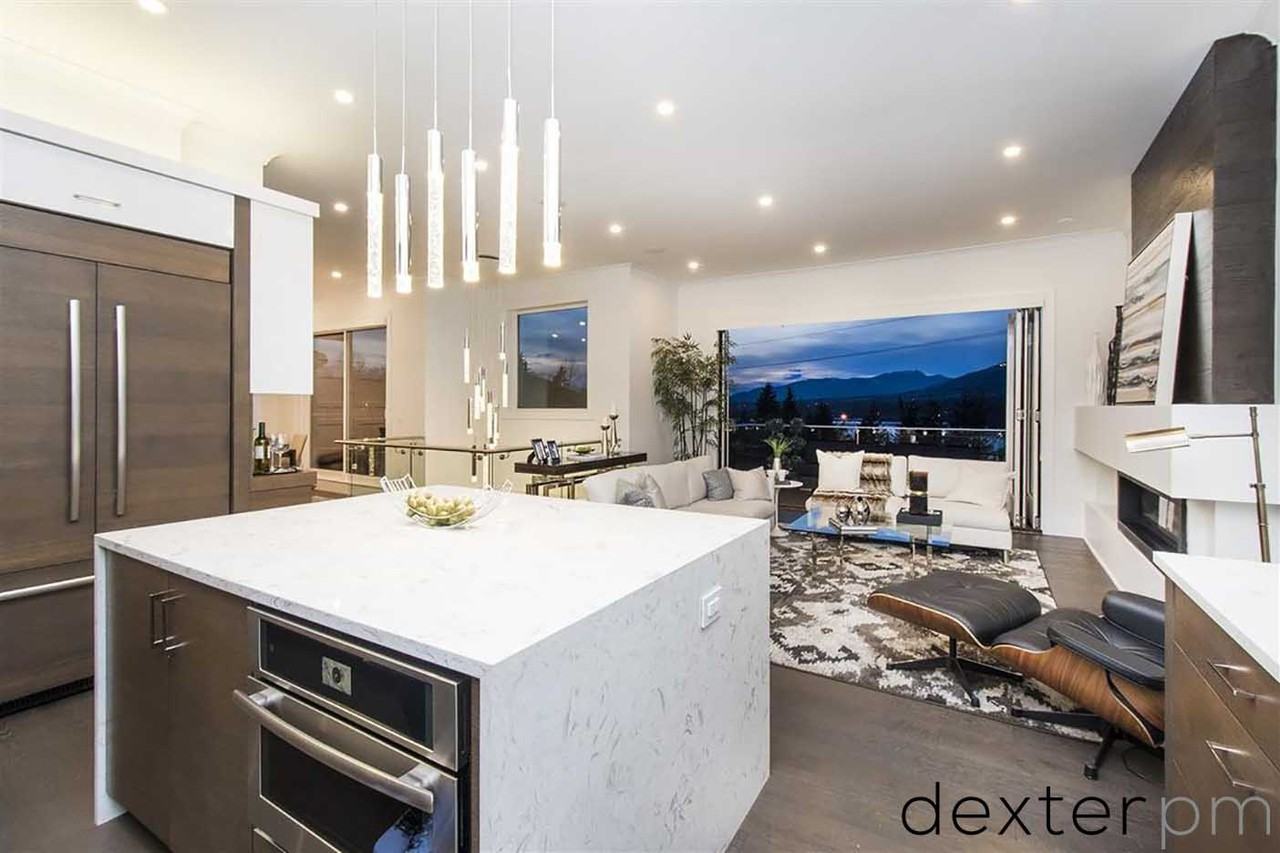 7368 Barnet Road - Photo 3 of 13