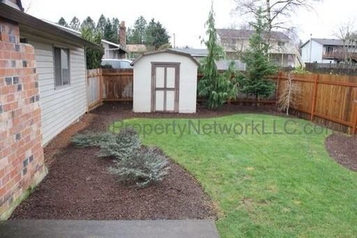 2022 SE Kane Ave - Photo 2 of 8