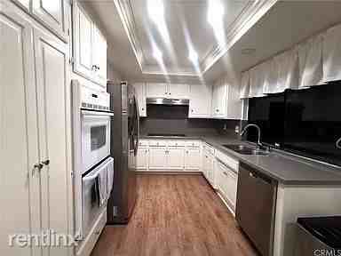 24132 Angela St - Photo 3 of 18