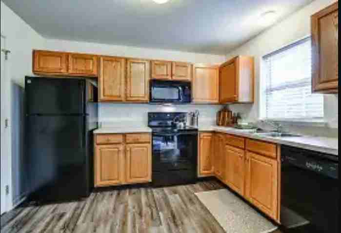 Mill Creek Manor - Photo 3 of 7