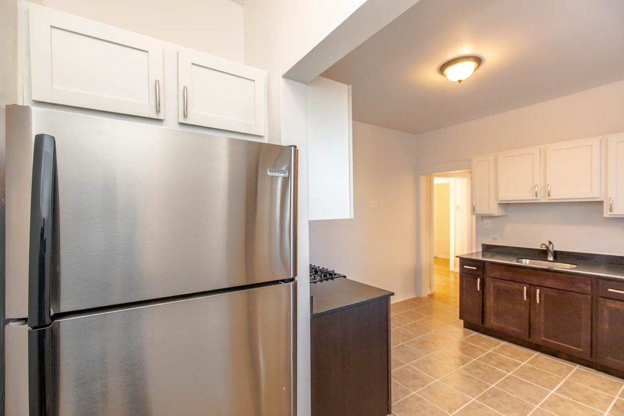 4412-26 N St Louis Ave. - Photo 6 of 12