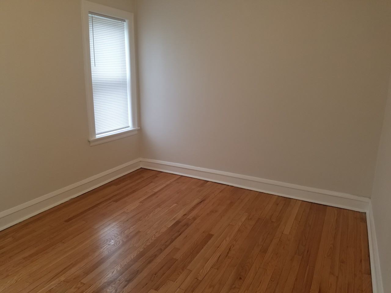 1723-45 W 91st/9101-09 S Beverly - Photo 5 of 8