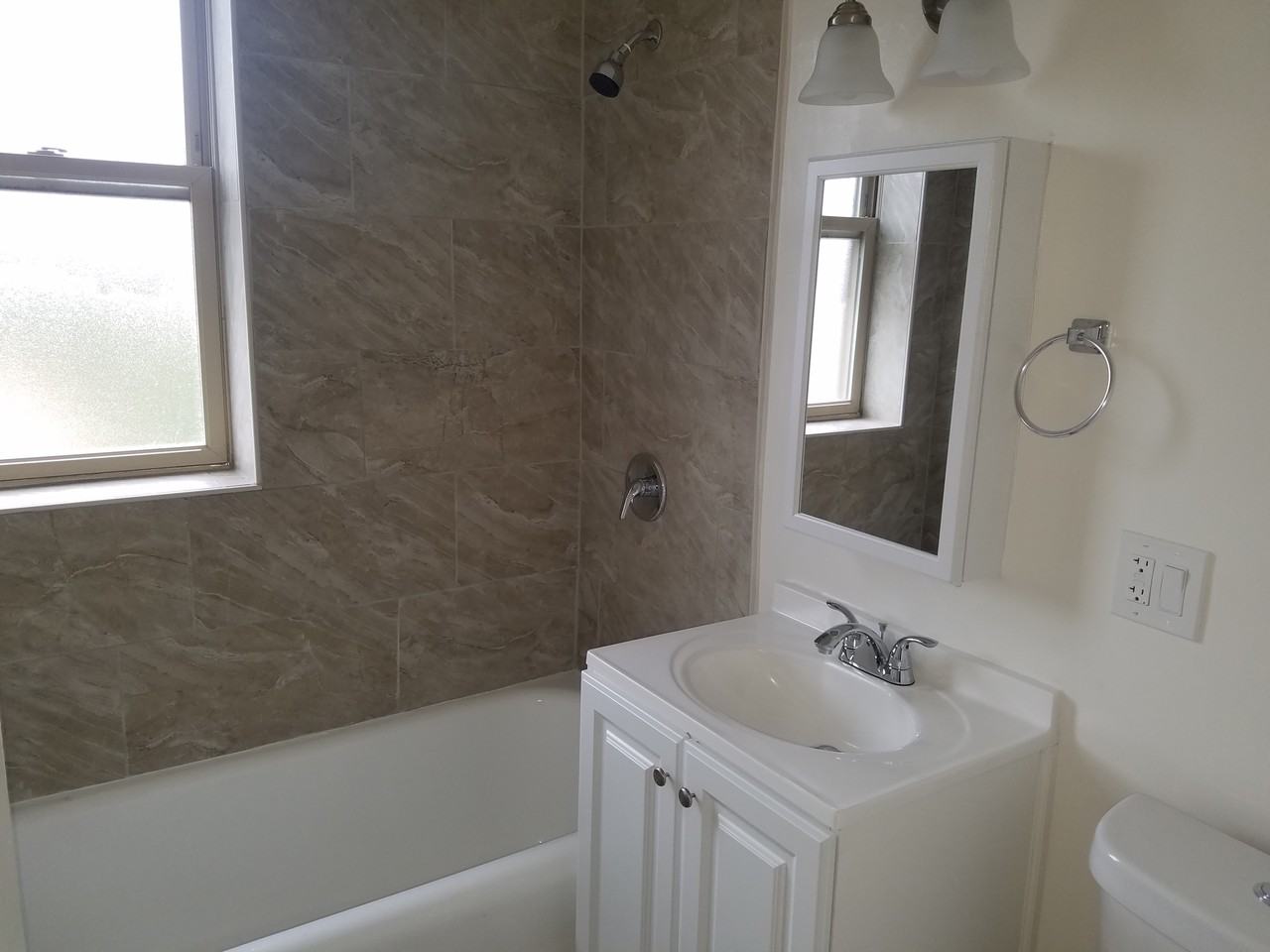 1723-45 W 91st/9101-09 S Beverly - Photo 7 of 8