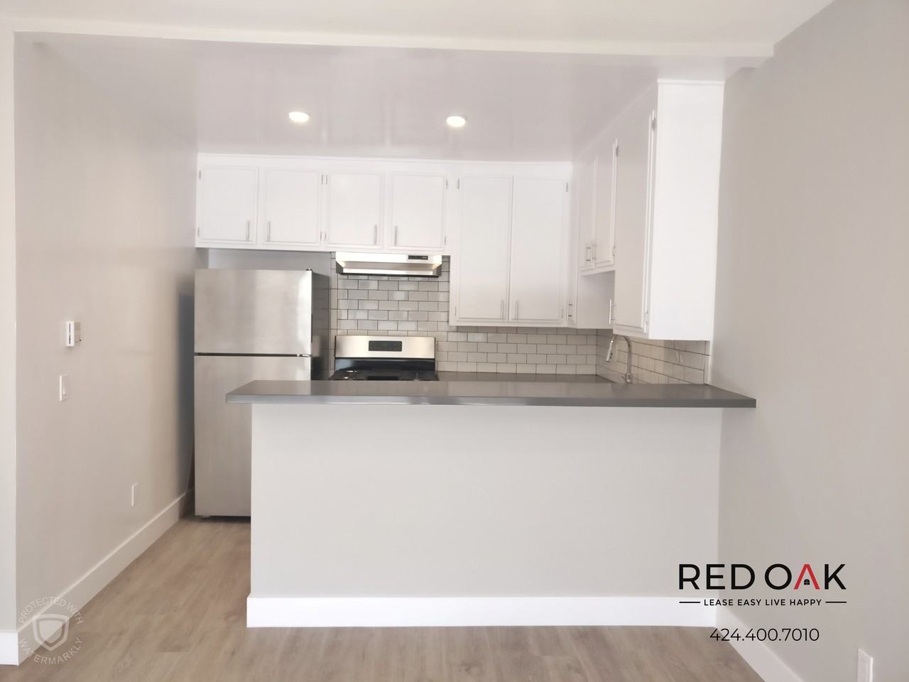 Gramercy Apartments - Photo 3 of 11