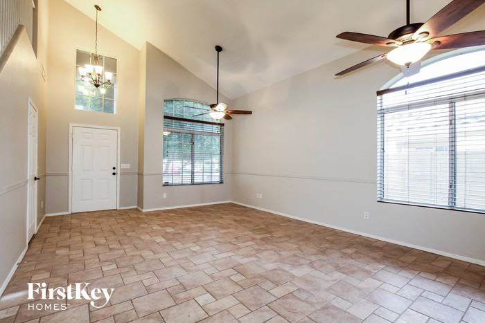 7124 West La Senda Drive - Photo 3 of 15