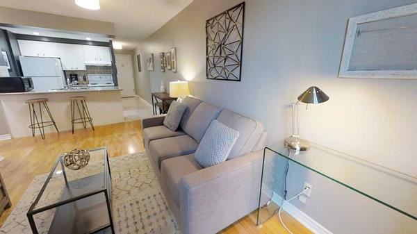 168 Simcoe Street #722 - Photo 2 of 12